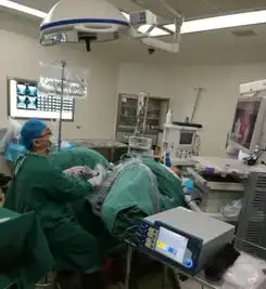 郴州中年女子患结石输尿管软镜碎石术成功治愈