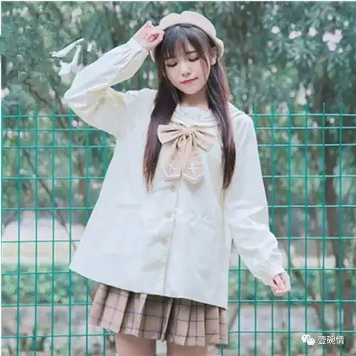 jk制服女生头像锁骨宋佳