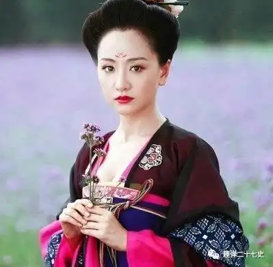 狂悖无道刘子业1让叔叔扮猪,命左右侍从当面秽乱太妃