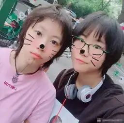 为王菲点赞从小就教育窦靖童要多关心同父异母妹妹