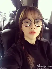 组图李小璐晒超嫩自拍自侃被说像网红