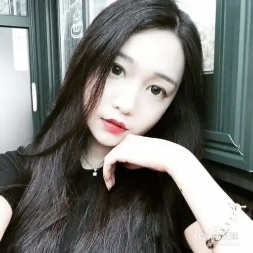 教大家怎么用美图秀秀做双影头像