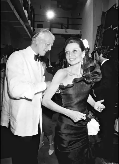 91岁纪梵希去世最懂奥黛丽赫本的男人,去天堂为她做衣服了