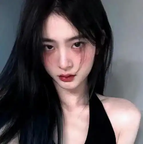 高冷女神都在用的头像张