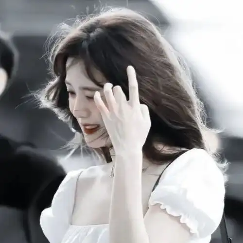 女生头像游荡的孤高灵魂不需要羁绊之人