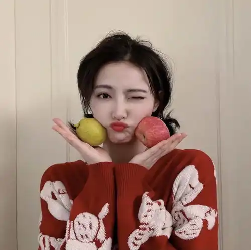 女生头像觉得自己超级漂亮的时候都超想见你