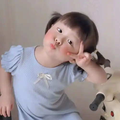 丸子妹妹头像游泳圈