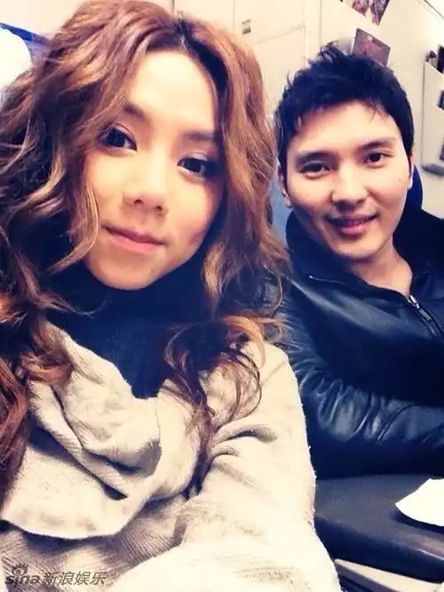 组图美少女爱自拍邓紫棋海量生活美照曝光