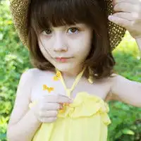 可爱头像女生萌小孩的我可以陪你攀越每一道高山