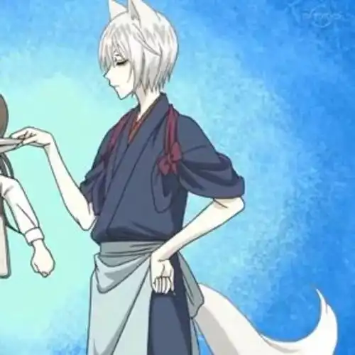 情侣头像偶尔也想,这辈子都别再见了