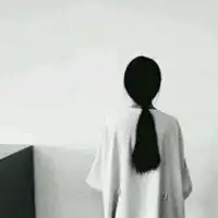 黑白头像女背影孤独