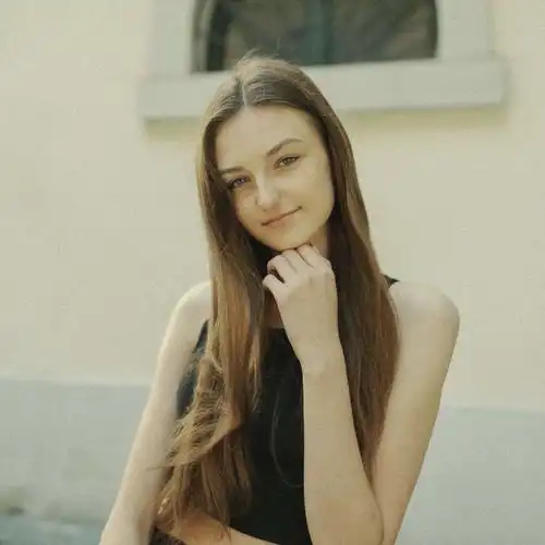 怎么学摄影女孩子学摄影好不好陈阅摄影培训