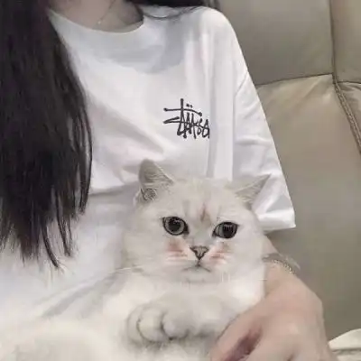 白色系女生部位头像