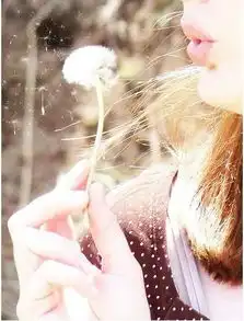 求带阳光的女生头像