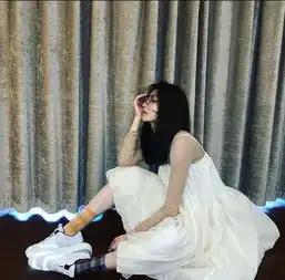 女孩争相模仿,江疏影昆凌做同款造型,现在大火的风格叫金泫雅