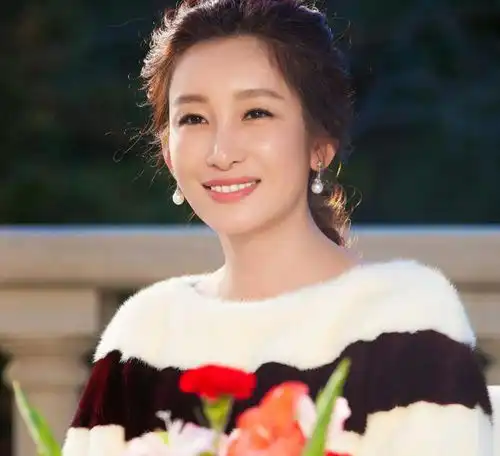 秦海璐谈圈内乱象,没人敢在我面前不背台词,数字小姐不可能存在