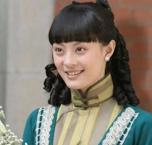 还记得孙俪资助4年的白眼狼么扬言要毁孙俪,如今活成这样