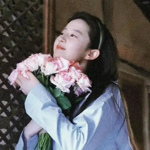 头像刘亦菲捧花