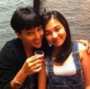 女生闺蜜姐妹头像外甥女