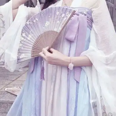 qq头像下半身裙子仙气洛丽塔头像真人漂亮下半身