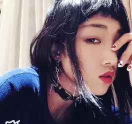 吴宣仪缺席火箭少女新歌,闭关录制综艺,yamy怼吴宣仪粉丝