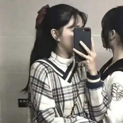 闺蜜头像偷偷爱你的小鬼