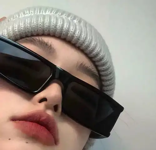 酷姐头像墨镜一带,谁都不爱