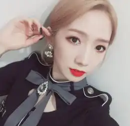 女爱豆人气榜杨超越跌至第三,关晓彤紧随其后,第一是她