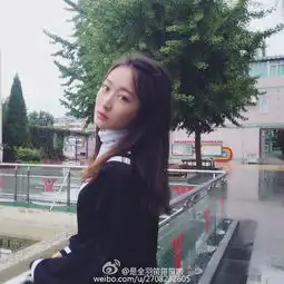 组图首师大校花短发迷人晒写真神似周冬雨