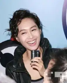 angelababy唐嫣刘亦菲杨幂绝色女星大笑起来竟然这么丑12