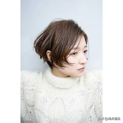 成熟女性,优雅有气质的发型才受欢迎