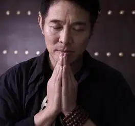 女性信佛的微信头像李连