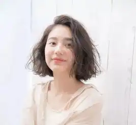穿搭精选14款发型能让你瞬间5岁哦感觉