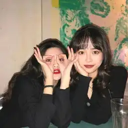 母子四人一女两儿头像真