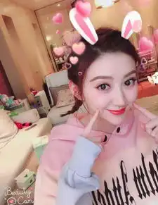 30岁景甜与同框过的女星再比美,刘亦菲没仙气,小9岁的尴尬了