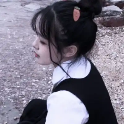 女生头像照片真人露脸画