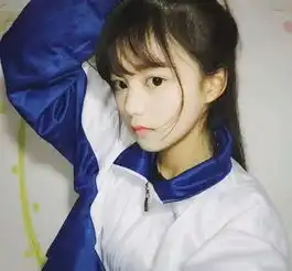 高三因撞脸何炅赵薇上热搜,毕业后隐姓埋名当模特也难逃走红的命运