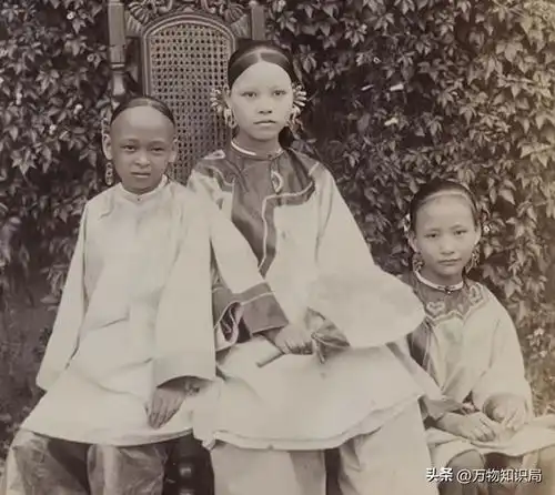 别被电视剧骗了18张晚清老照片,带你看看童养媳的悲惨生活