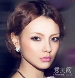 烫哪种卷发最好看韩式泡面烫就很美