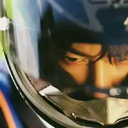 外热内冷的摩托车运动,能否靠王一博咸鱼翻身