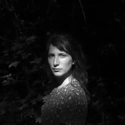 集美阿尔勒madamefigaro女性摄影师奖探寻女性视角,倾听她们的声音