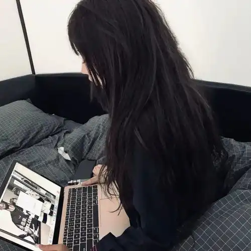 不露脸女生头像真正喜欢的人和事都值得我们去坚持