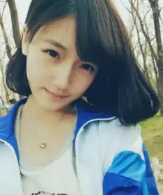qq头像女学生穿校服安格