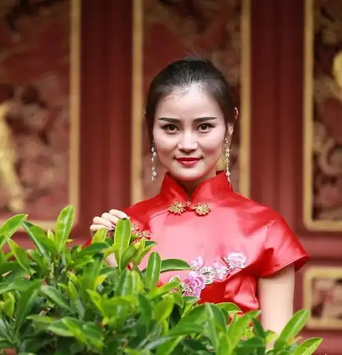 武定狮子山赏菊花看旗袍美女秀,中秋小长假真精彩