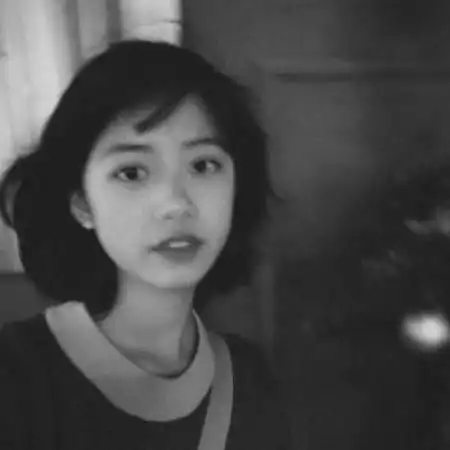 短发黑白女生头像,每一张都很美丽