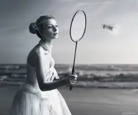 既真实又虚幻美女摄影师的奇幻世界