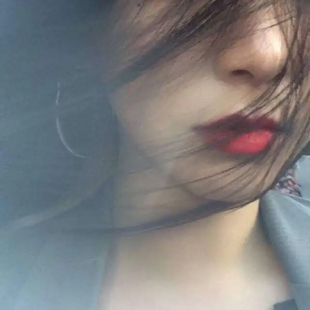 姑娘,你之所以要努力,只因你欠自己一个幸福的模样