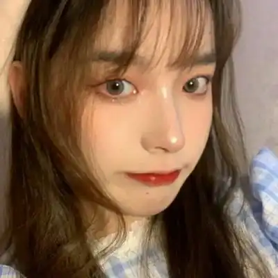 不像网图的女生真人头像