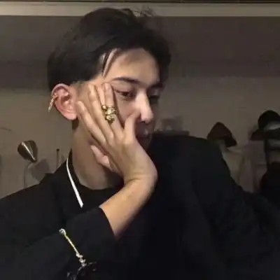 女生头像带花真人男人