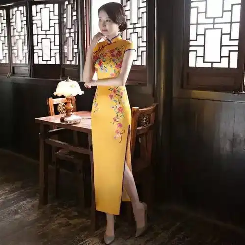 刺绣旗袍风,织就一汪少女情